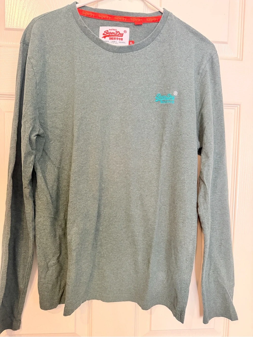 Superdry Men’s Crewneck Sweater in Sage Green